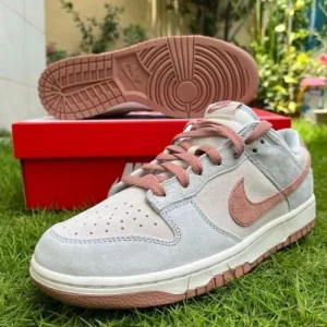 Nike Sb Dunk Low Rose Shoes (SW1760)