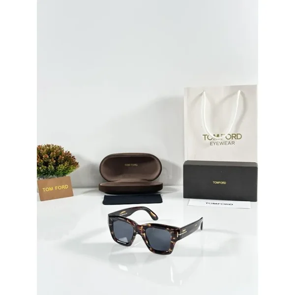 Tom Ford Sunglasses (SW410)