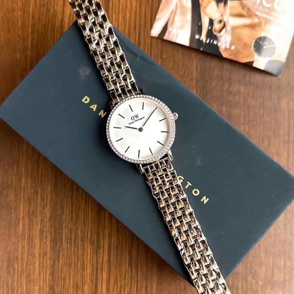 Daniel Wellington Watch For Women (SG170) - Image 2