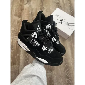 Nike Air Jordan Retro 4 Black Shoes For Men (SW1423)