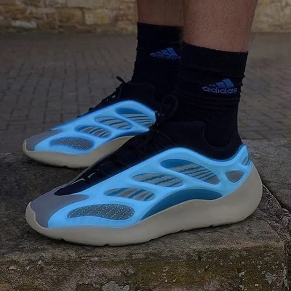 Adidas Yeezy 700 V3 Arzareth Shoes For Men (SW857)