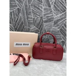 First Copy Miu Miu Handbag (SUP2221)