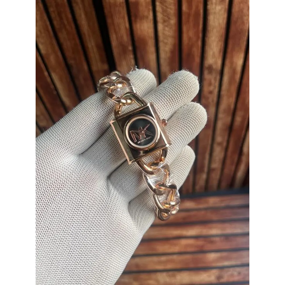 Stylish Michael Kors Watch For Women (SUP230)