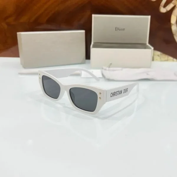 First Copy Christion Dior Sunglasses (SUP2452)