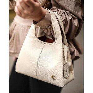 First Copy Coach Handbag (SW3180)