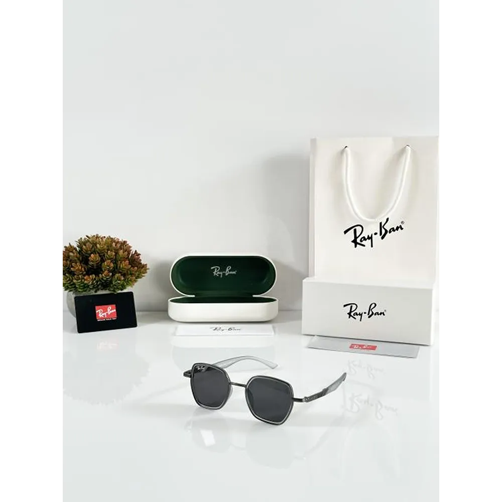 First Copy Gucci Sunglasses With Original Kit (SZ385)