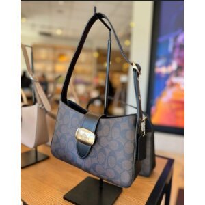 First Copy Coach Handbag For Women (BOT1982)