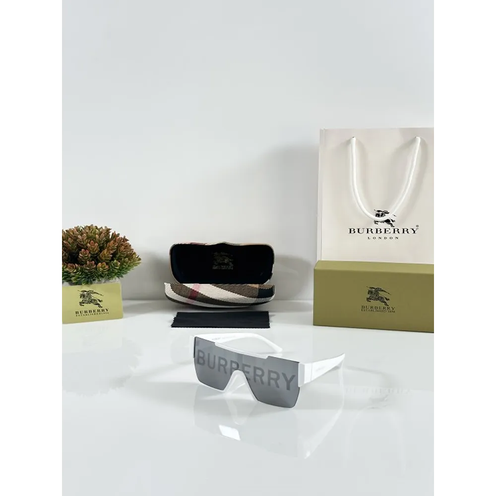 First Copy Burberry Sunglasses With Original Kit (SZ288)