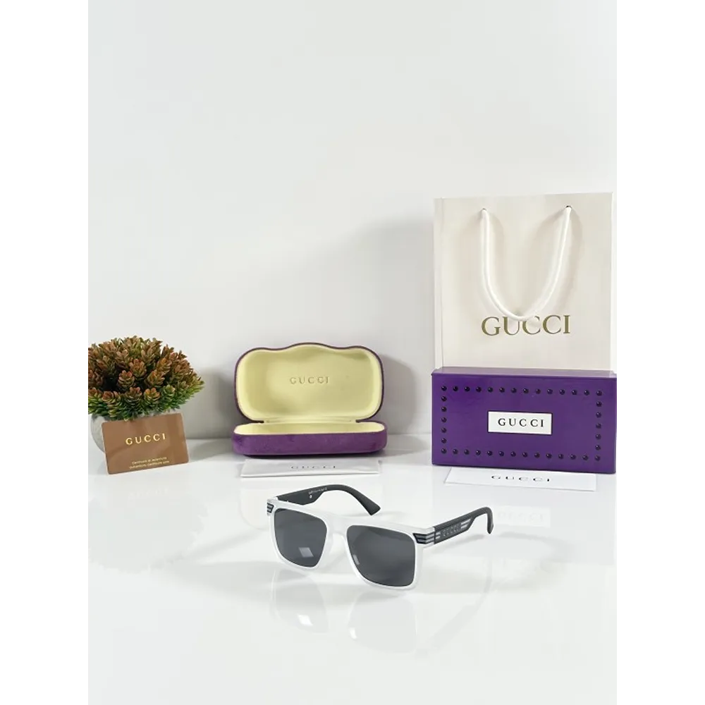 First Copy Gucci Sunglasses With Original Kit (SZ291)