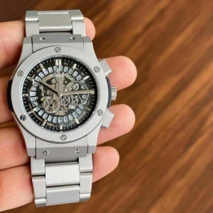 First Copy Hublot Big Bang Watch For Men (SW990)