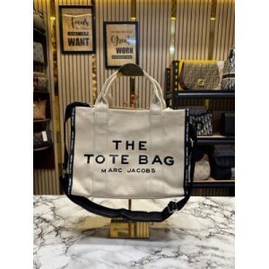 First Copy Marc Jacobs Handbag (SW3793)