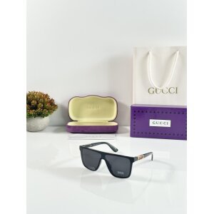 First Copy Gucci Sunglasses (SW2104)