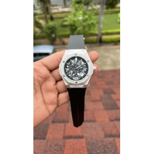 First Copy Hublot Watch For Men (SW1007)