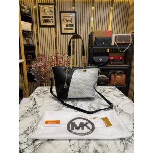 First Copy Michael Kors Handbag (SW3712)