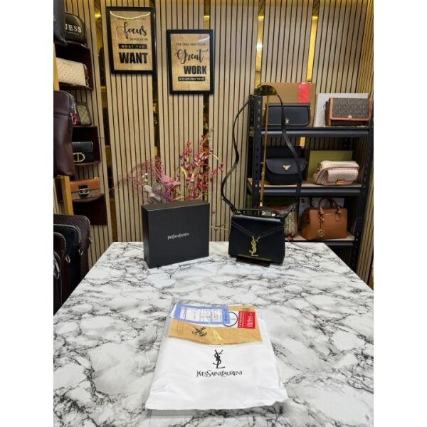 First Copy YSL Handbag (SW3884)