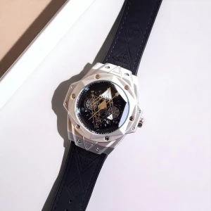 First Copy Hublot Watch For Men (SW1037)
