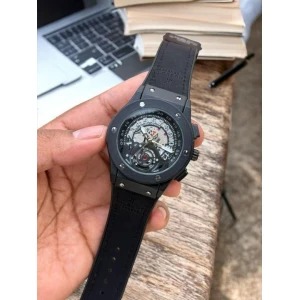 First Copy Hublot Watch For Men (SW1038)