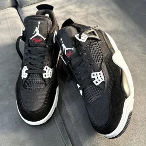 First Copy Nike Air Jordan Retro 4 Black Shoes (SUP2720)