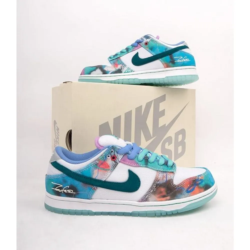 First Copy Nike Sb Dunk Low Futura Shoes (SUP2721)