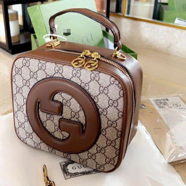 First Copy Burberry Handbag For Women (BOT1941)