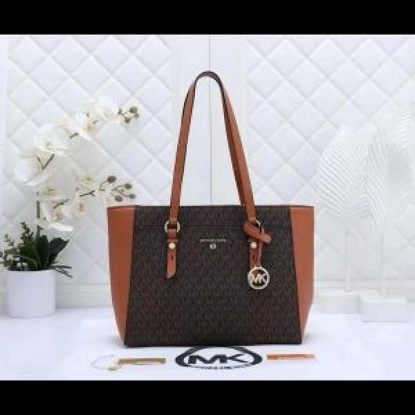 First Copy Michael Kors Handbag (SW7384)