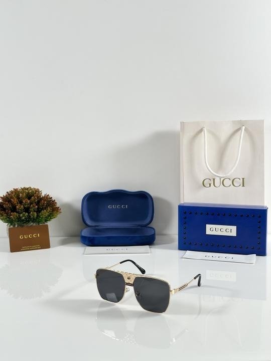 First Copy Gucci Sunglasses (SW6432)