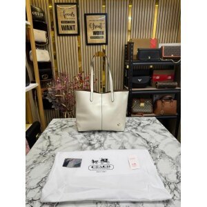 First Copy Coach Handbag (SW7032)