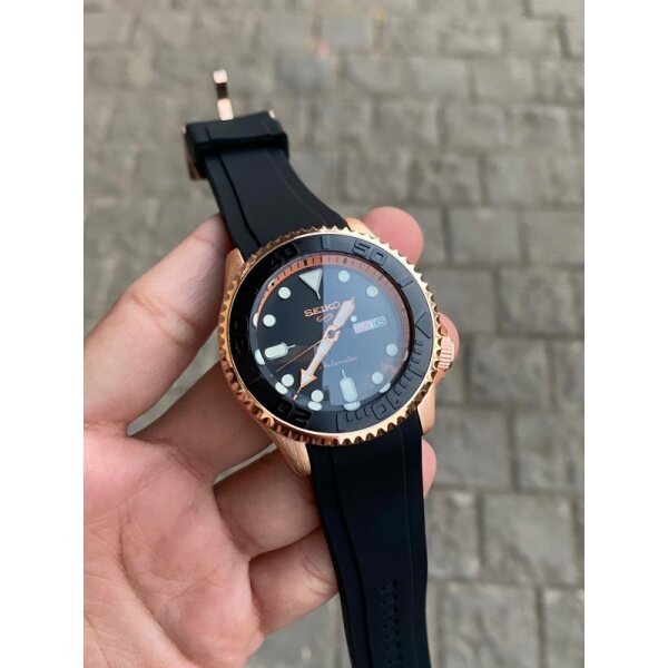 First Copy Seiko Watch (SW5290)