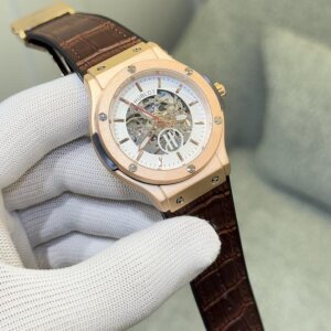 First Copy Hublot Automatic Leather Watch (SW8429)