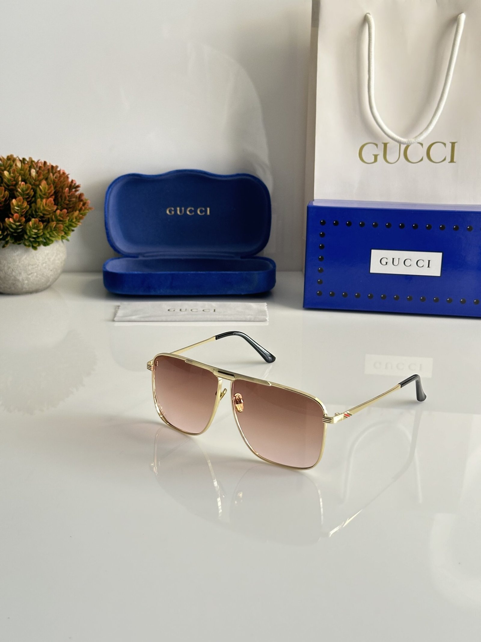 First Copy Gucci Sunglasses (SW5635)