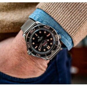 First Copy Omega Seamaster Diver Watch (SW8732)