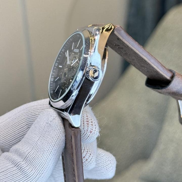 First Copy Fossil Everett Leather Watch (SW7892) - Image 2