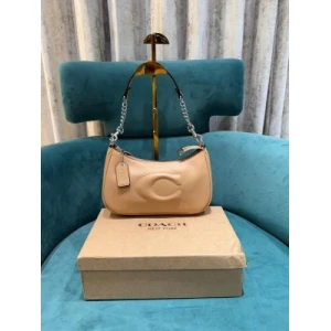First Copy Coach Handbag (SW7160)