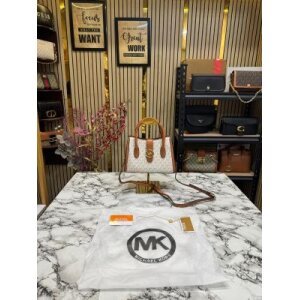First Copy Michael Kors Handbag (SW7215)