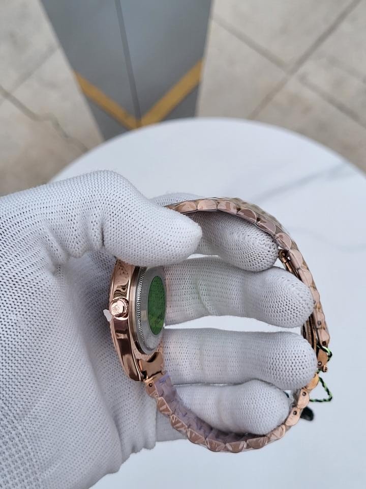 First Copy Rolex Day Date Watch Rose Gold Diamond Brown Dial (SW7861) - Image 3