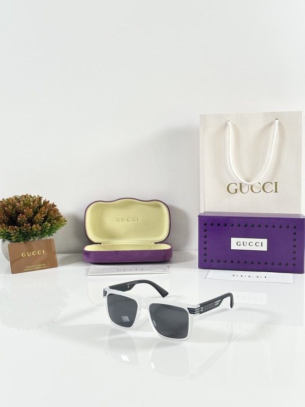 First Copy Gucci Ice Black Sunglasses (SW9103)
