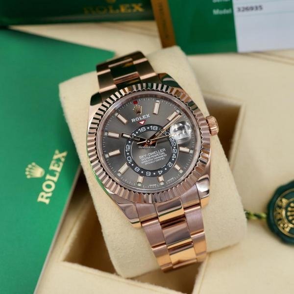 First Copy Rolex Oyster Perpectual Watch Rose Gold Black (SW9498)