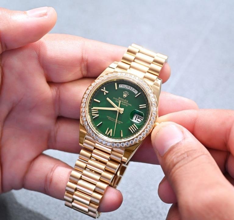 First Copy Rolex Oyster Perpectual Watch Diamond Gold Green (SW9501)