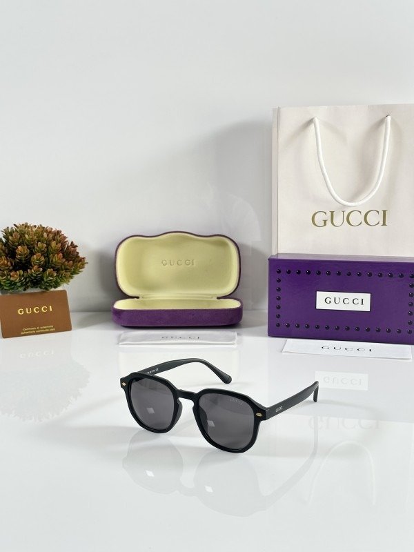 First Copy Gucci Black Sunglasses (SW9114)