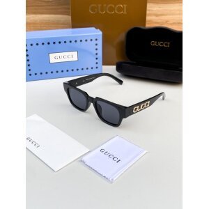 First Copy Gucci Gold Black Sunglasses (SW9048)