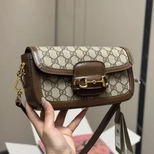 Gucci Leather Shoulder Bag With Dust Bag (FT701)