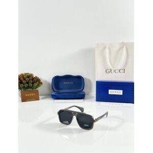 First Copy Gucci Grey Sunglasses (SW9057)