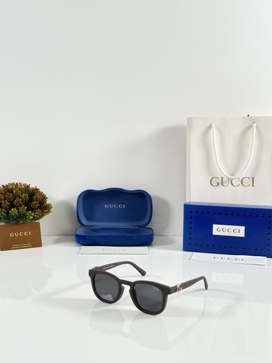 First Copy Gucci Brown Black Sunglasses (SW9078)