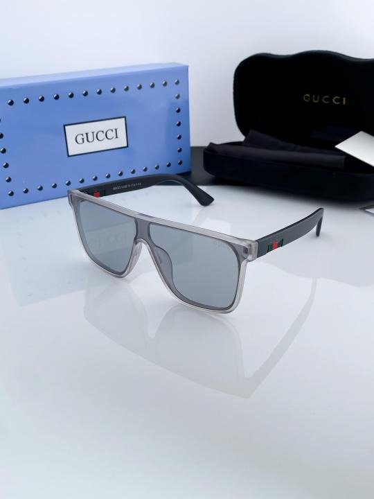 First Copy Gucci Grey Black Sunglasses (SW9085)