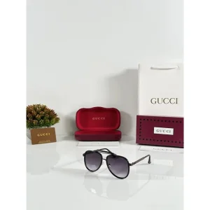 First Copy Gucci Sunglasses Black (FT2620)