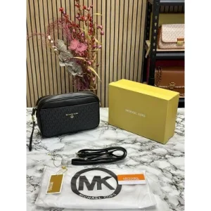 Michael Kors Jet Set Bag With OG Box & Dust Bag Black (FT2240)