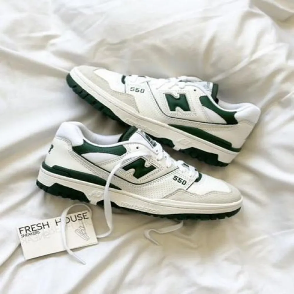 New Balance 550